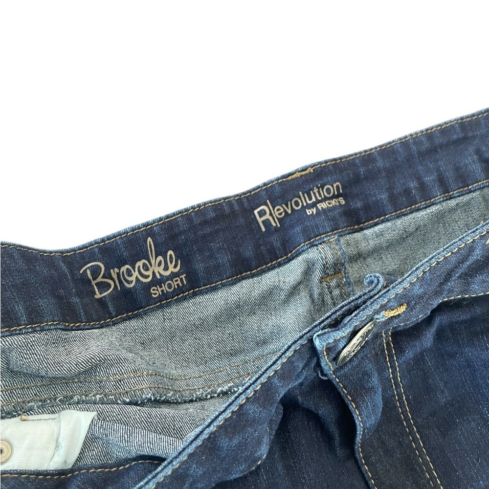 REVOLUTION by Rickis Brooke denim jean shorts 36 - Picture 3 of 4
